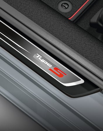 2025 Acura TLX Type S Illuminated Door Sill Trim. 2025 Acura TLX Type S Illuminated Door Sill Trim.